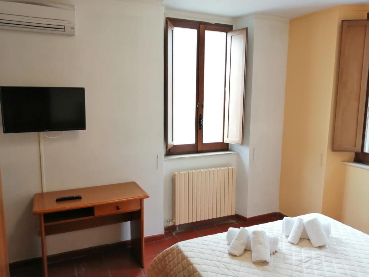 Villa Casa Per Ferie Ulivo D'Asís Exterior foto