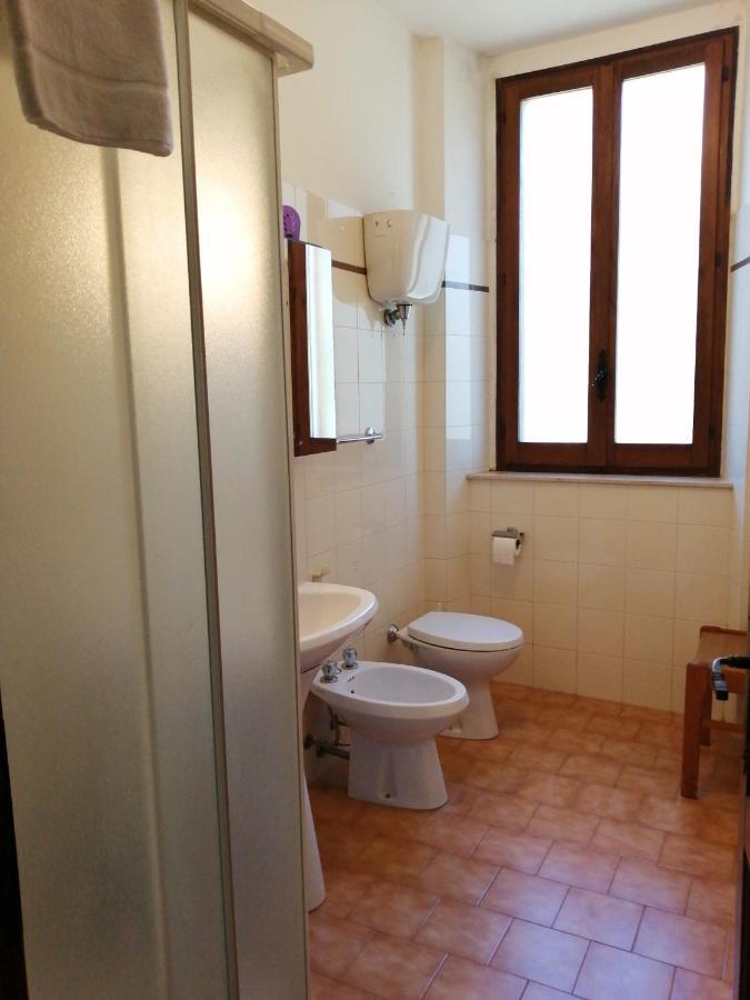 Villa Casa Per Ferie Ulivo D'Asís Exterior foto