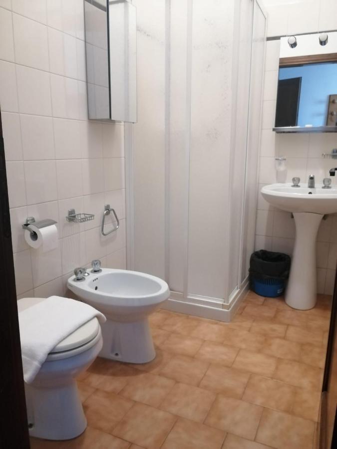 Villa Casa Per Ferie Ulivo D'Asís Exterior foto