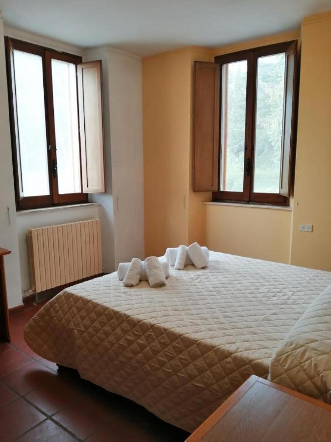 Villa Casa Per Ferie Ulivo D'Asís Exterior foto